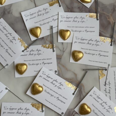Heartfelt thank you cards for special occasions.
