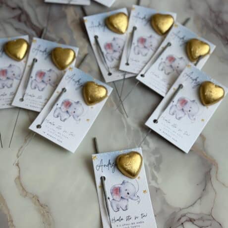 Personalized Dambo thank you cards with gold heart decorations for special occasions.
