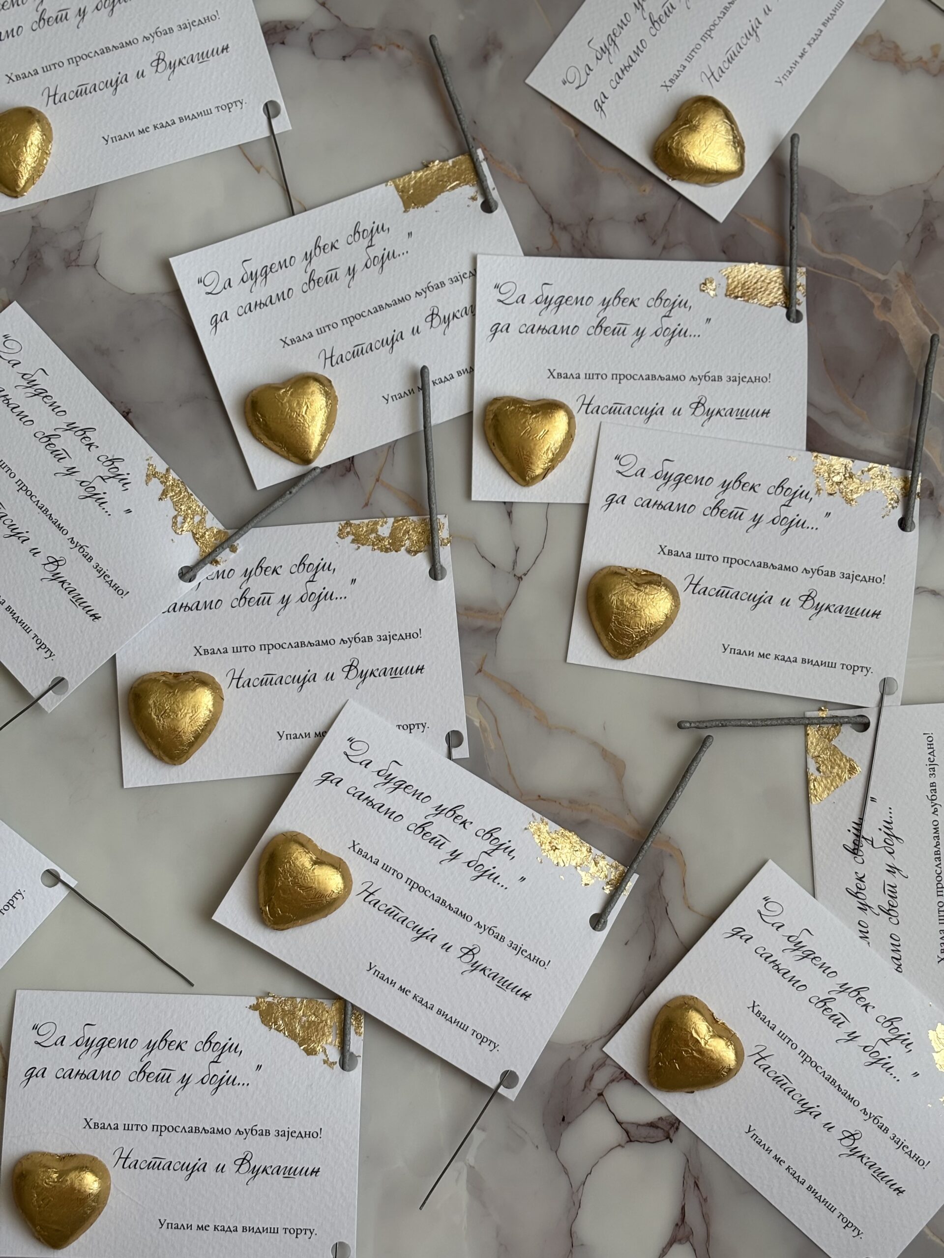 Heartfelt thank you cards for special occasions.